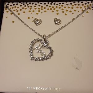 Mom 18 inch necklace set with earrings new in box